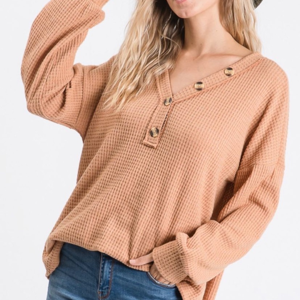 Autumn colored waffle knit top with button details